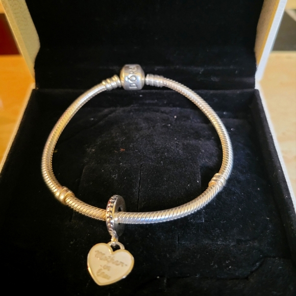 Authentic Pandora Bracelet With Mother-in-law Charm. - Picture 1 of 2